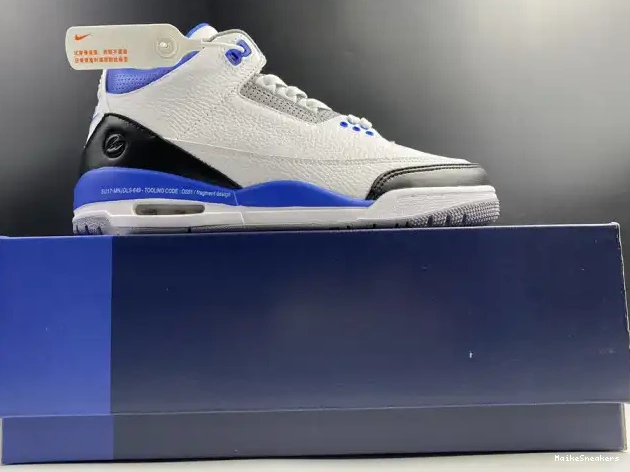 MaikeSneakers Jordan Retro White Air CT8532-040 Blue 3 0422